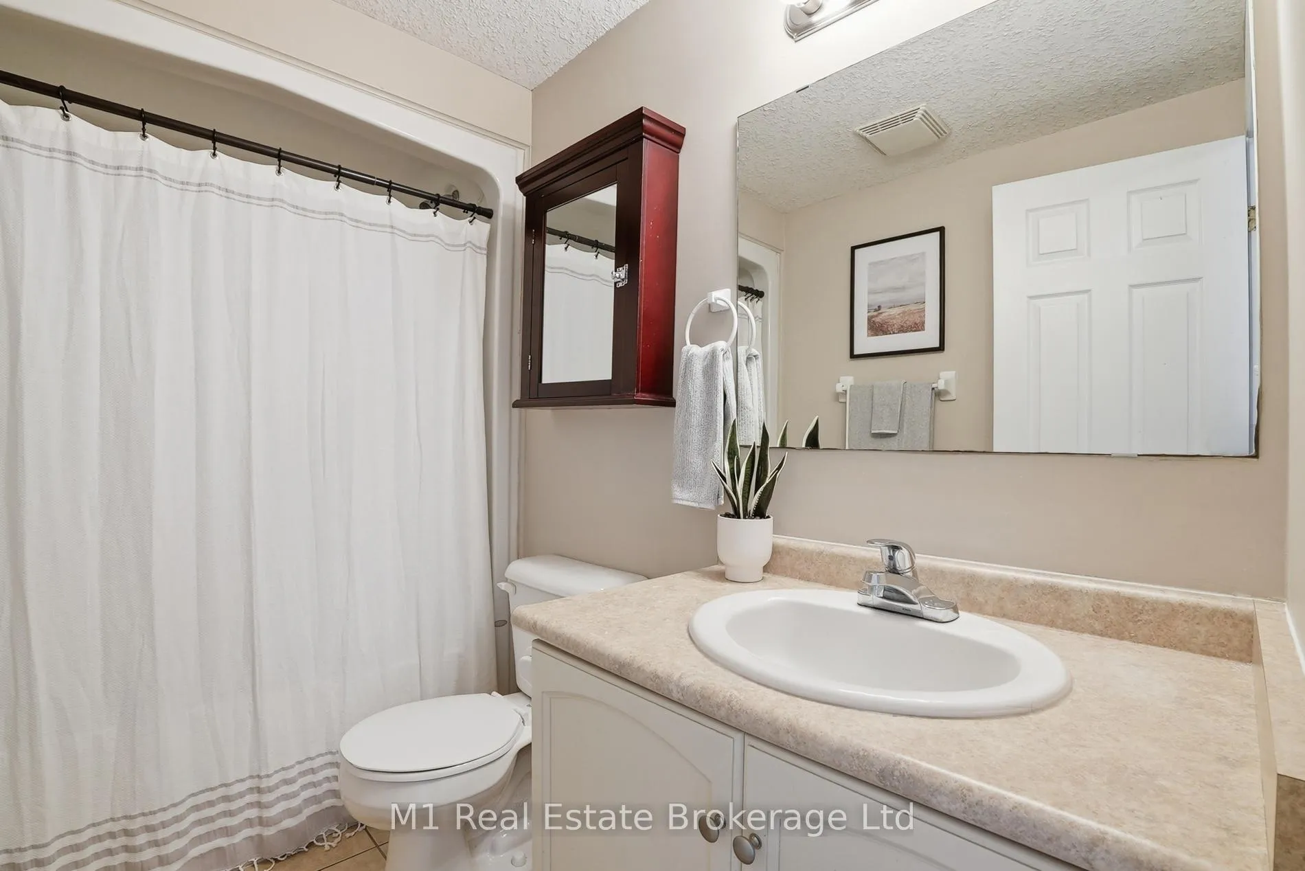 Photo 24 of 8 Ralston Drive, Guelph, Grange Road — HOMEH