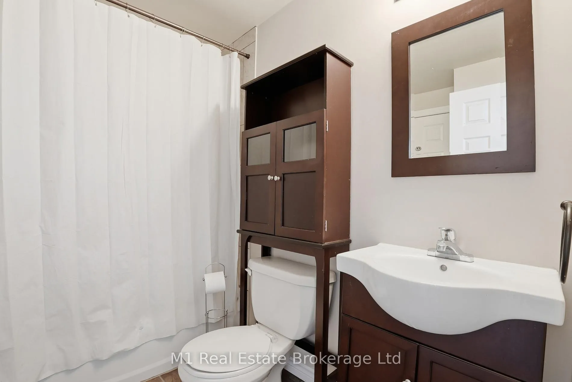 Photo 29 of 8 Ralston Drive, Guelph, Grange Road — HOMEH
