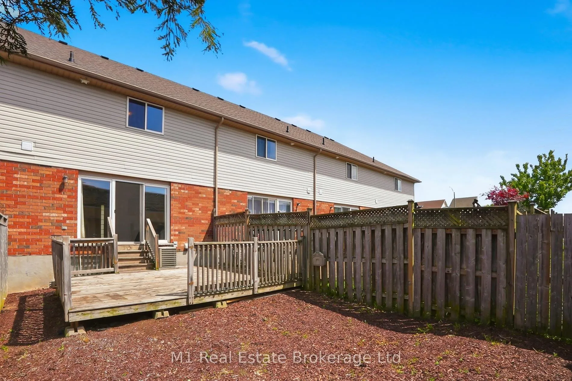 Photo 34 of 8 Ralston Drive, Guelph, Grange Road — HOMEH