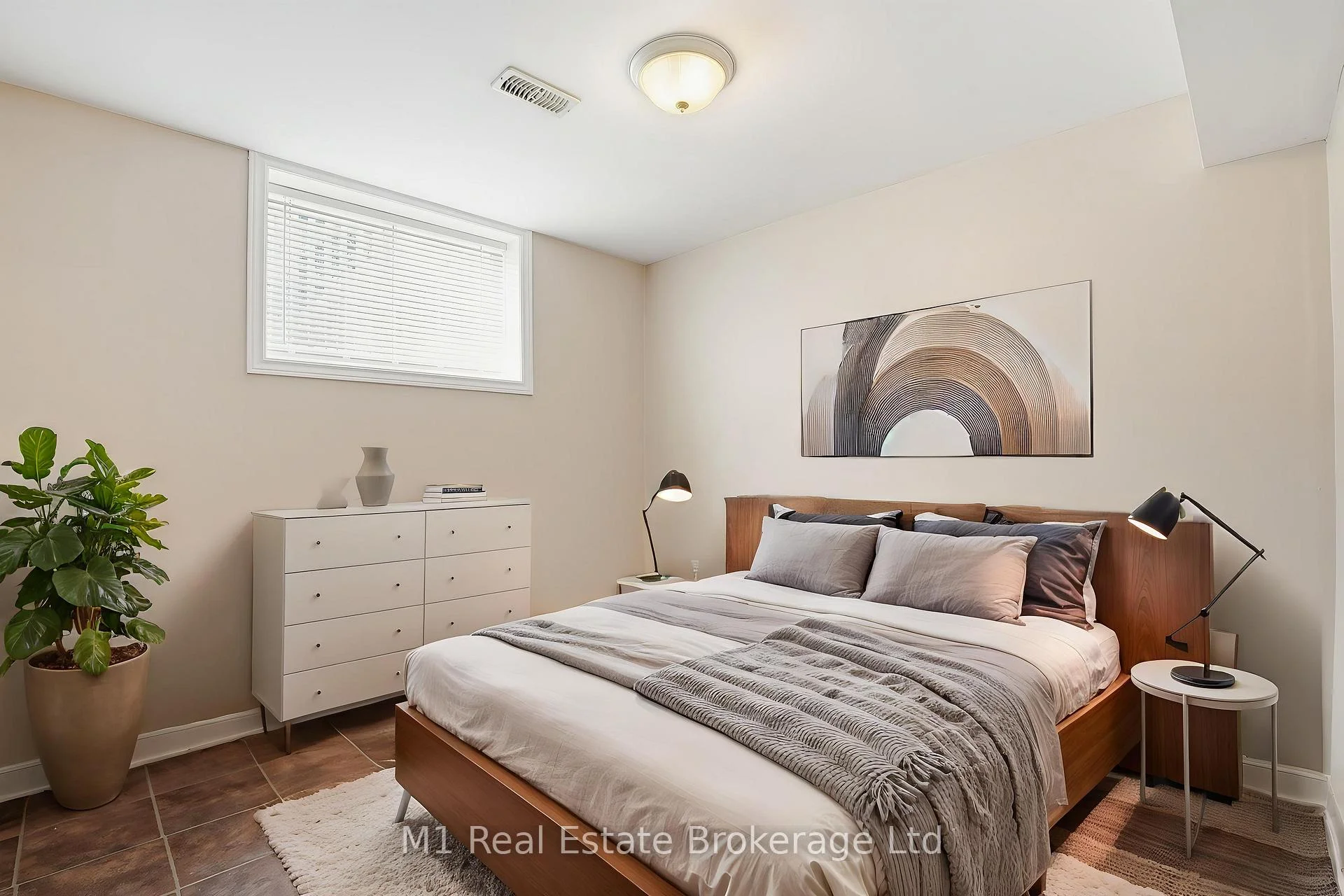 Photo 27 of 8 Ralston Drive, Guelph, Grange Road — HOMEH