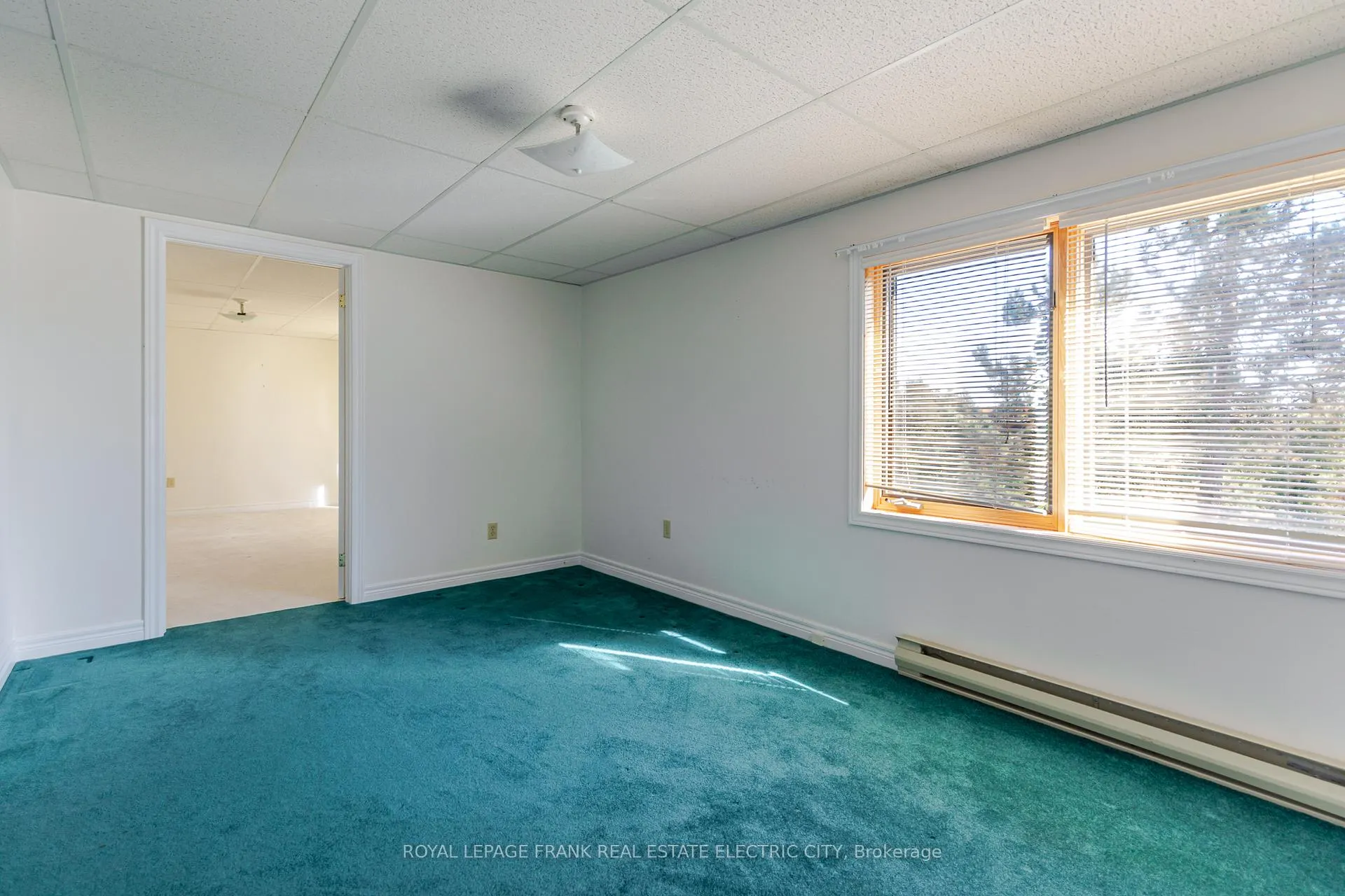 Photo 40 of Unit 30, 36 Champlain Crescent, Peterborough, Northcrest Ward 5 — HOMEH