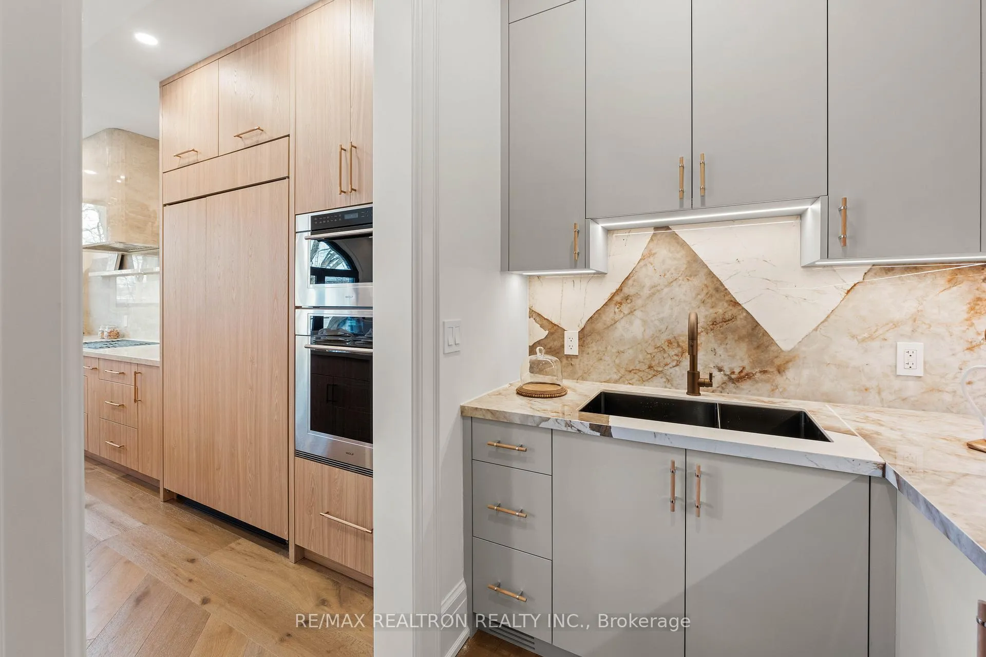 Photo 17 of 38 Ridgevale Drive, Toronto, Englemount-Lawrence — HOMEH