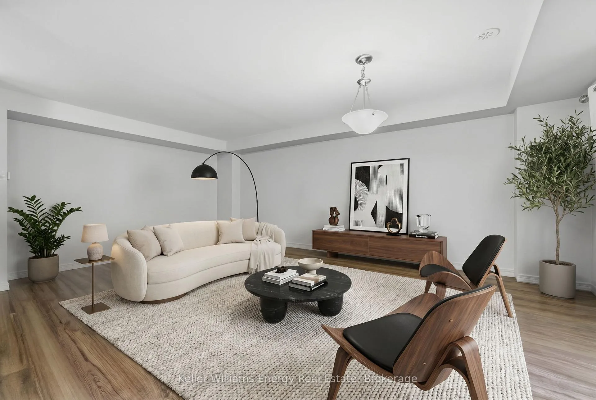 Photo 6 of 67 Tabaret Crescent, Oshawa, Windfields — HOMEH