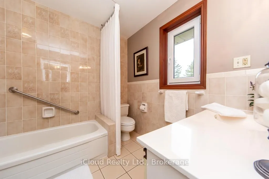 Photo 24 of 4101 Campbellville Road, Milton, Rural Nassagaweya — HOMEH