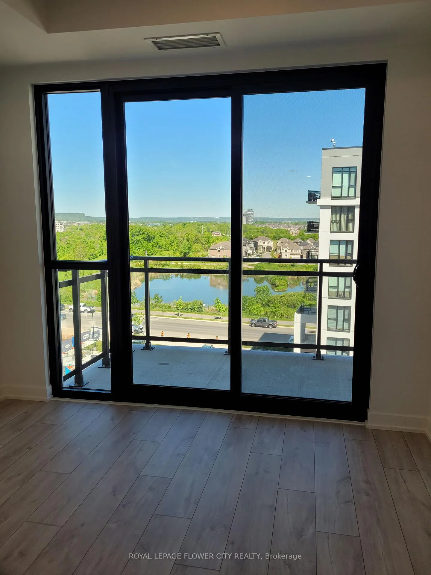 Photo 8 of Unit 712, 740 Whitlock Avenue, Milton, Cobban — HOMEH