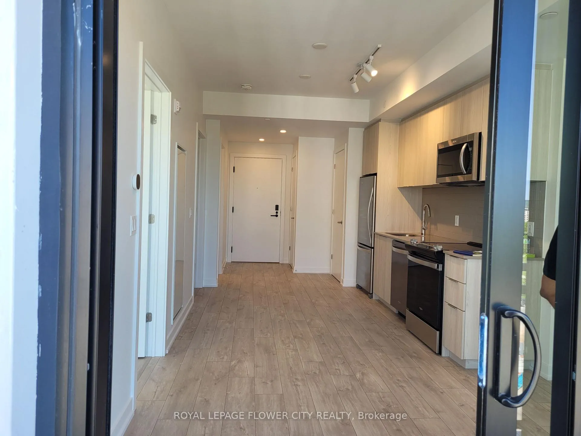Photo 10 of Unit 712, 740 Whitlock Avenue, Milton, Cobban — HOMEH