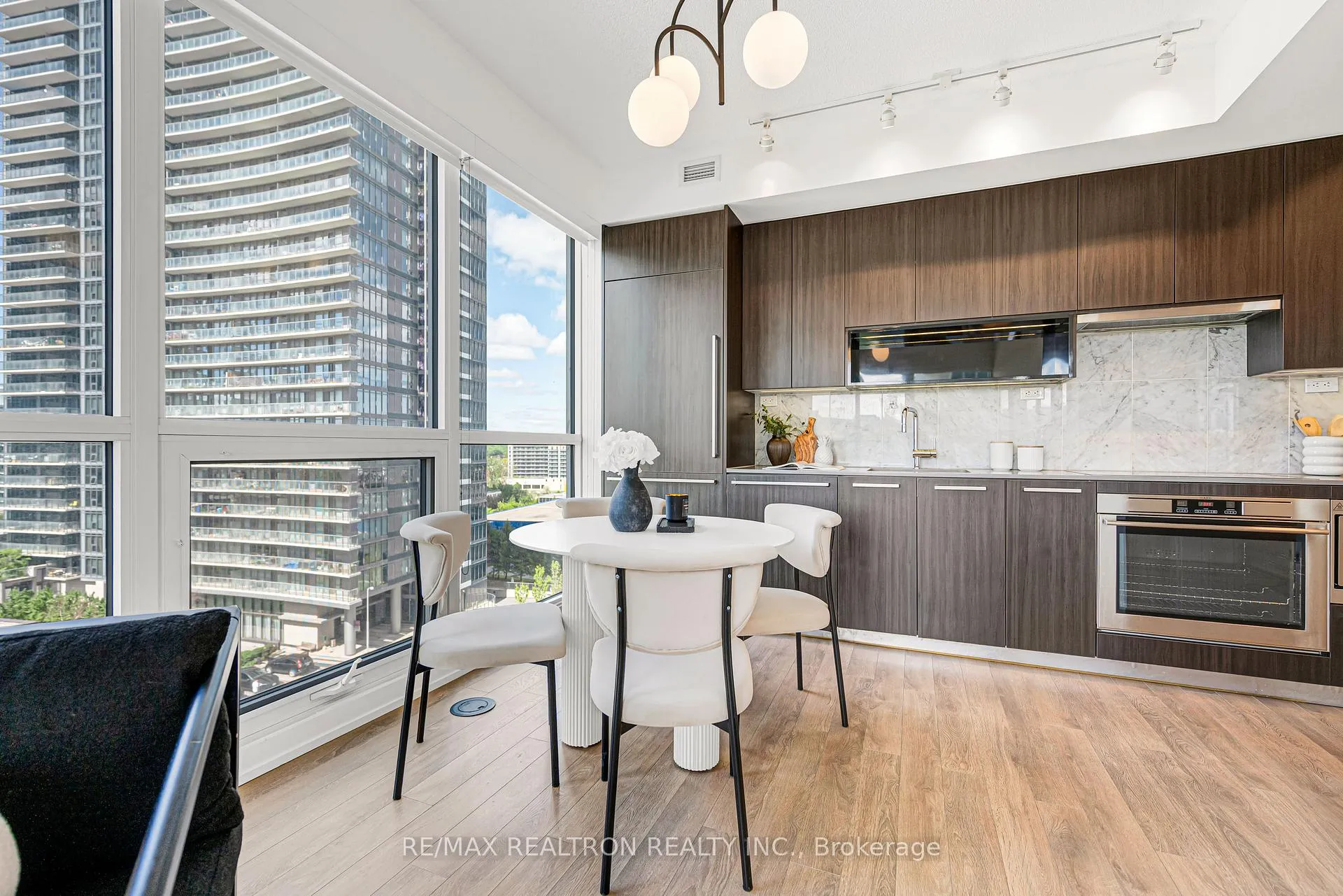 Photo 25 of Unit 703, 115 Mcmahon Drive, North York, Bayview Village — HOMEH