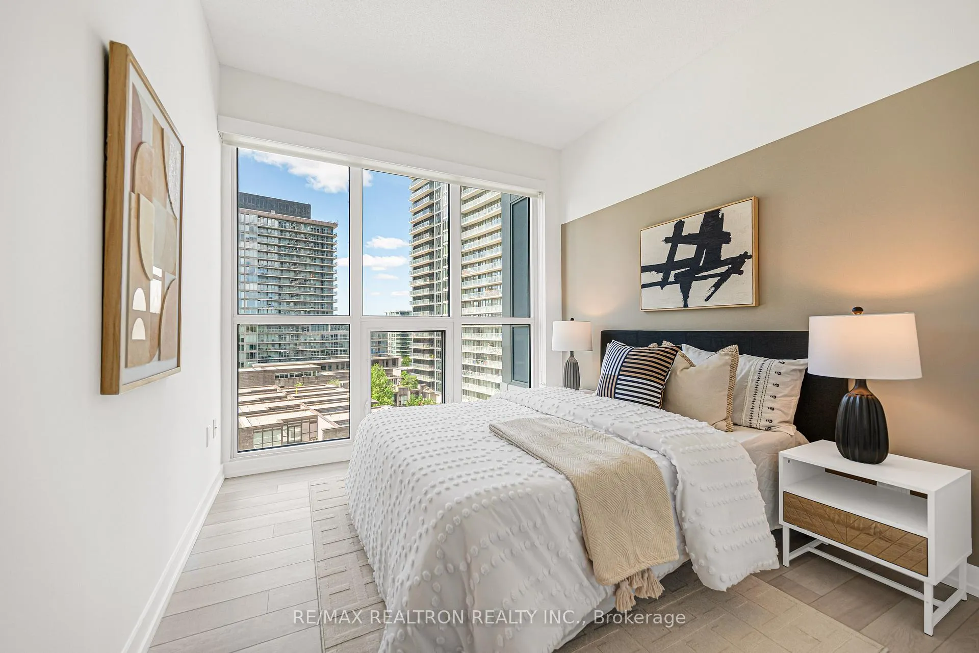 Photo 38 of Unit 703, 115 Mcmahon Drive, North York, Bayview Village — HOMEH