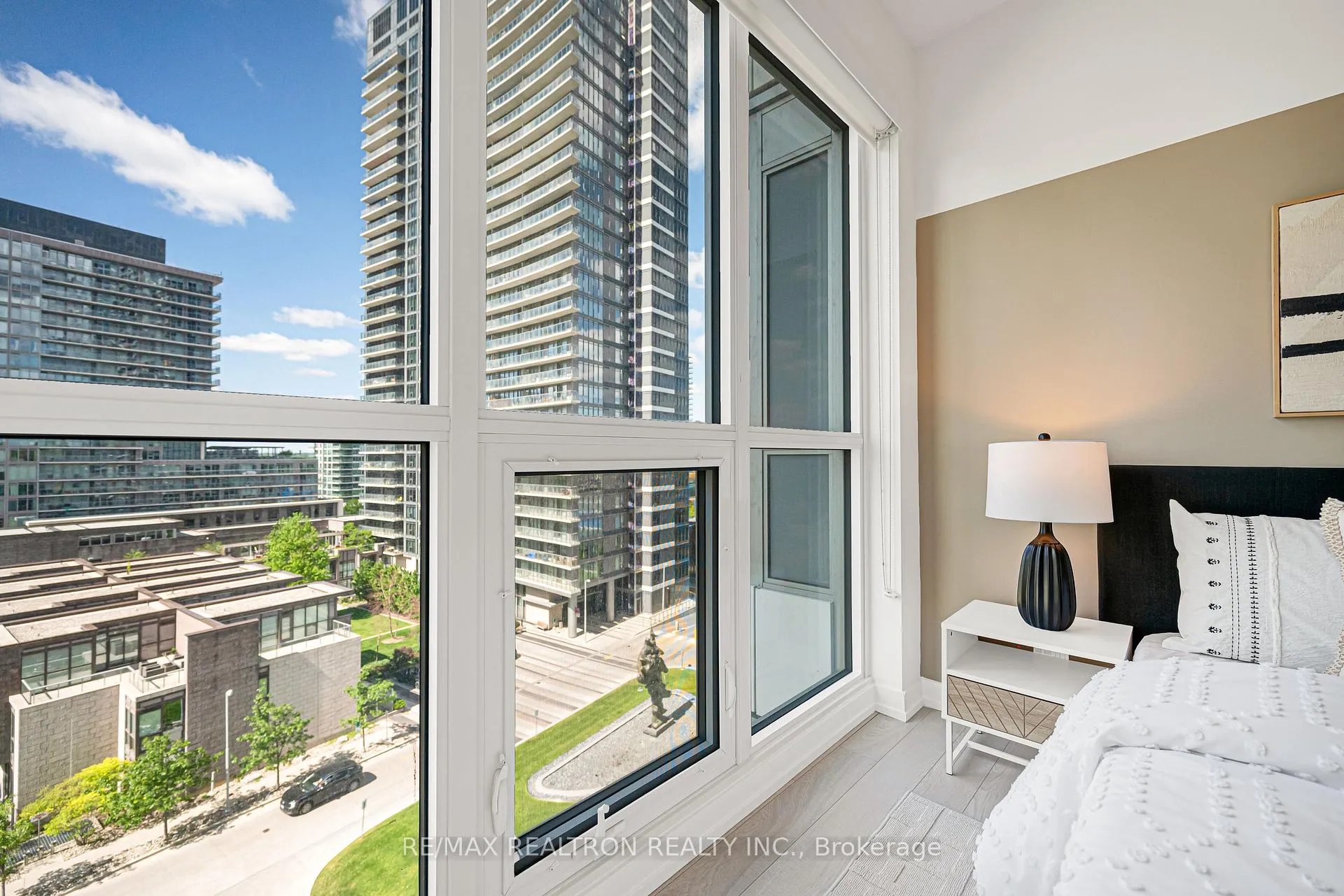 Photo 39 of Unit 703, 115 Mcmahon Drive, North York, Bayview Village — HOMEH