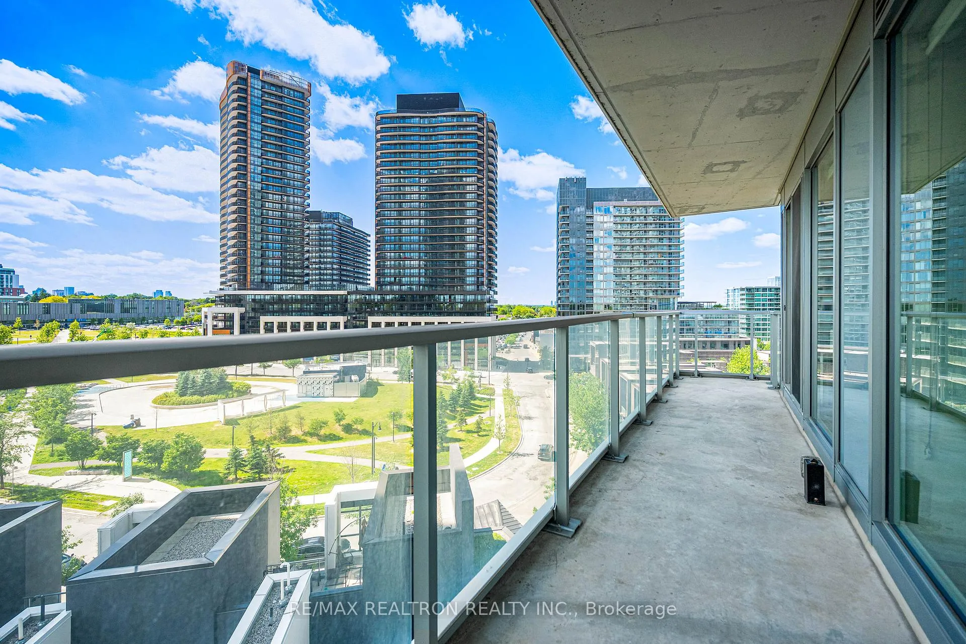 Photo 42 of Unit 703, 115 Mcmahon Drive, North York, Bayview Village — HOMEH