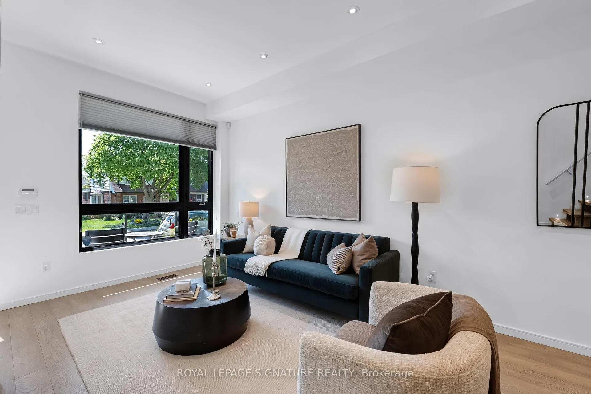 Photo 2 of 39 Coleridge Avenue, Toronto, Woodbine-Lumsden — HOMEH