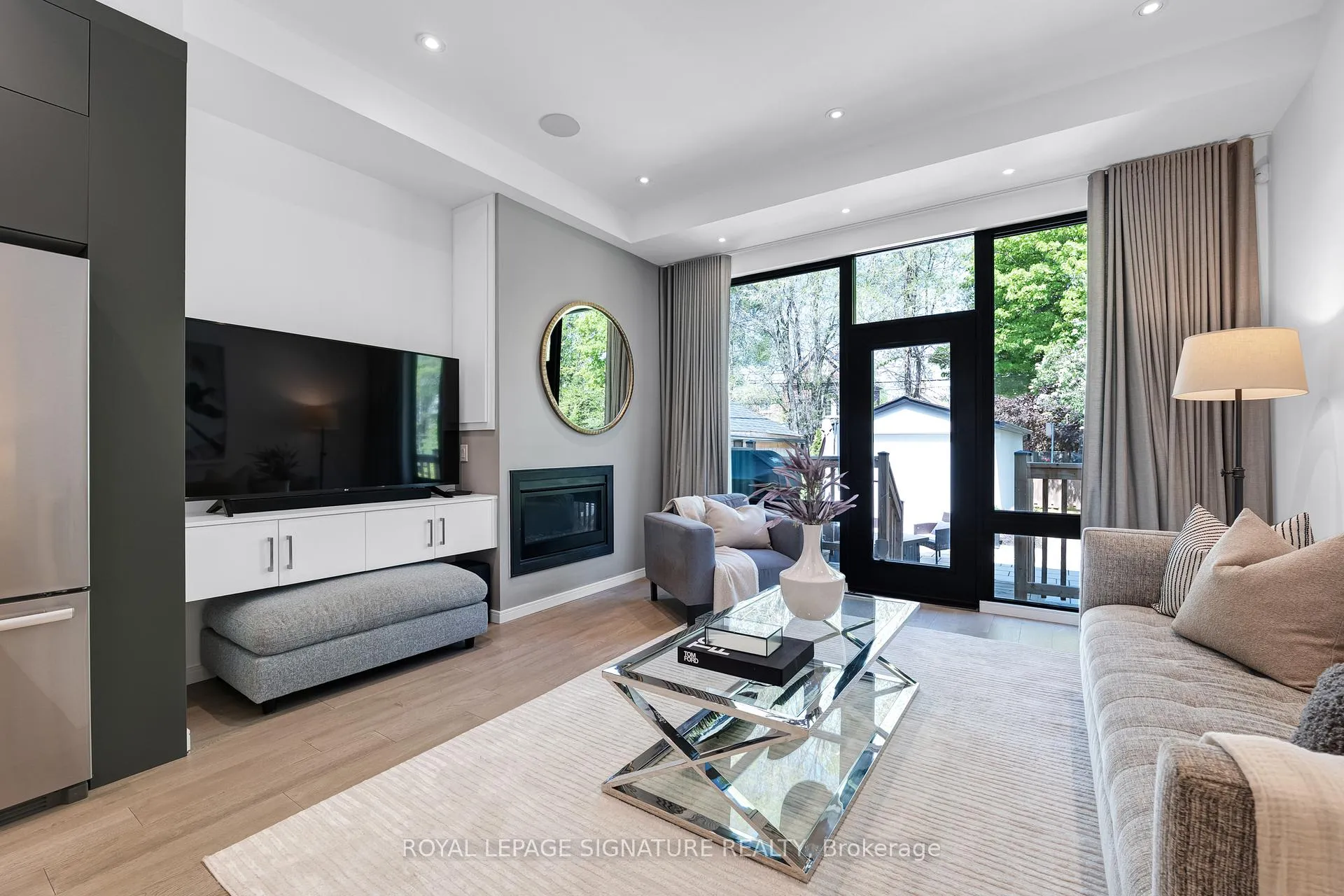 Photo 17 of 39 Coleridge Avenue, Toronto, Woodbine-Lumsden — HOMEH