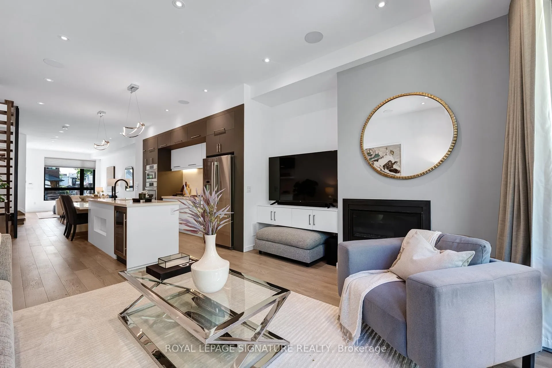 Photo 18 of 39 Coleridge Avenue, Toronto, Woodbine-Lumsden — HOMEH