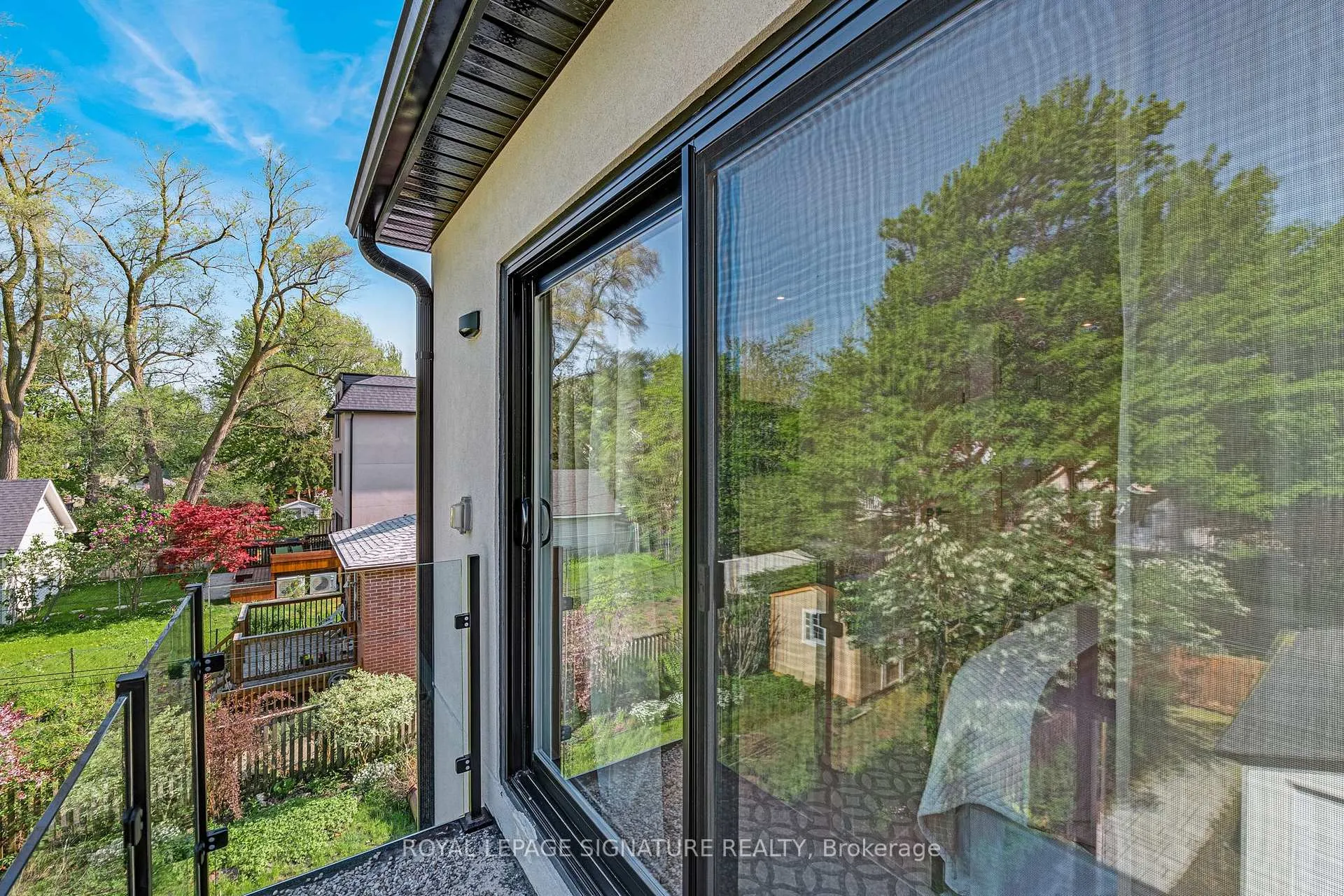 Photo 24 of 39 Coleridge Avenue, Toronto, Woodbine-Lumsden — HOMEH