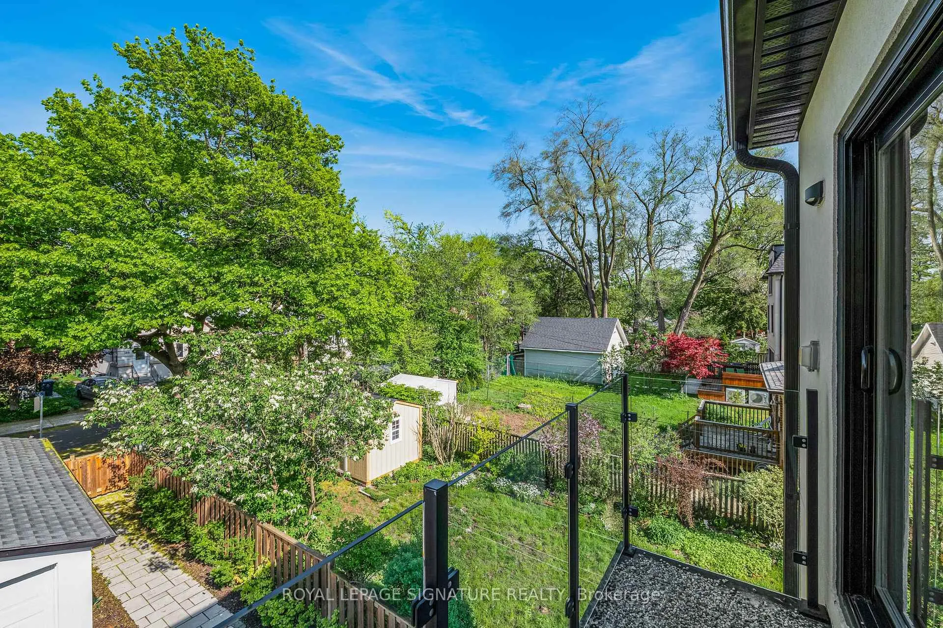 Photo 25 of 39 Coleridge Avenue, Toronto, Woodbine-Lumsden — HOMEH