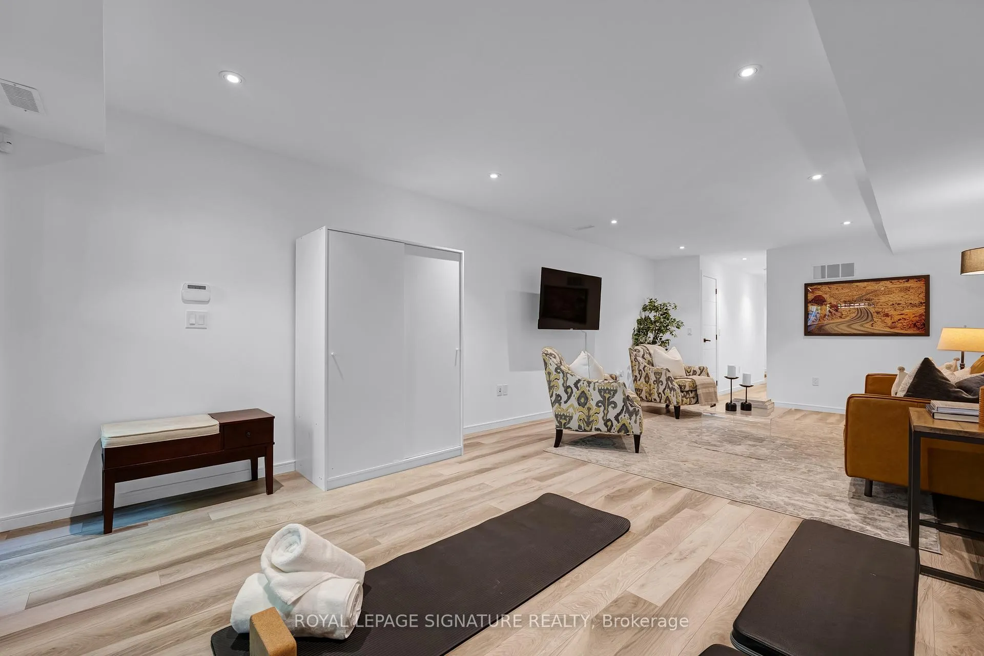 Photo 37 of 39 Coleridge Avenue, Toronto, Woodbine-Lumsden — HOMEH
