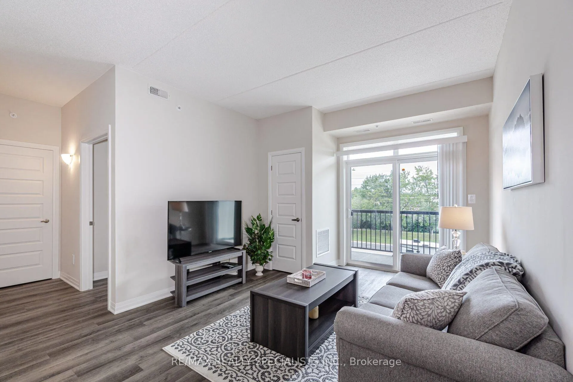 Photo 15 of Unit 315, 610 Farmstead Drive, Milton, Willmott — HOMEH
