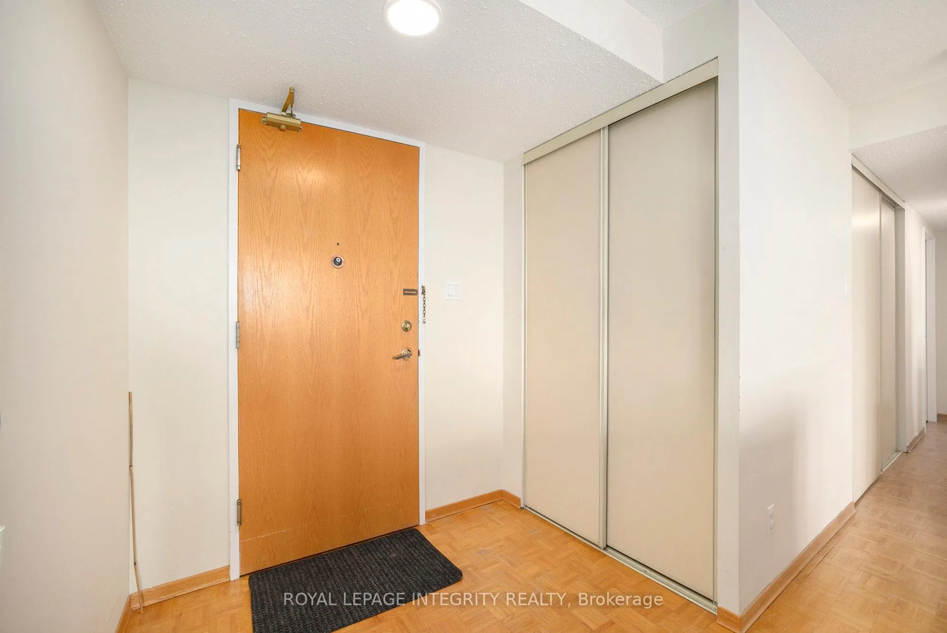 Photo 7 of Unit 1608, 2871 Richmond Road, Ottawa, Britannia Heights — HOMEH