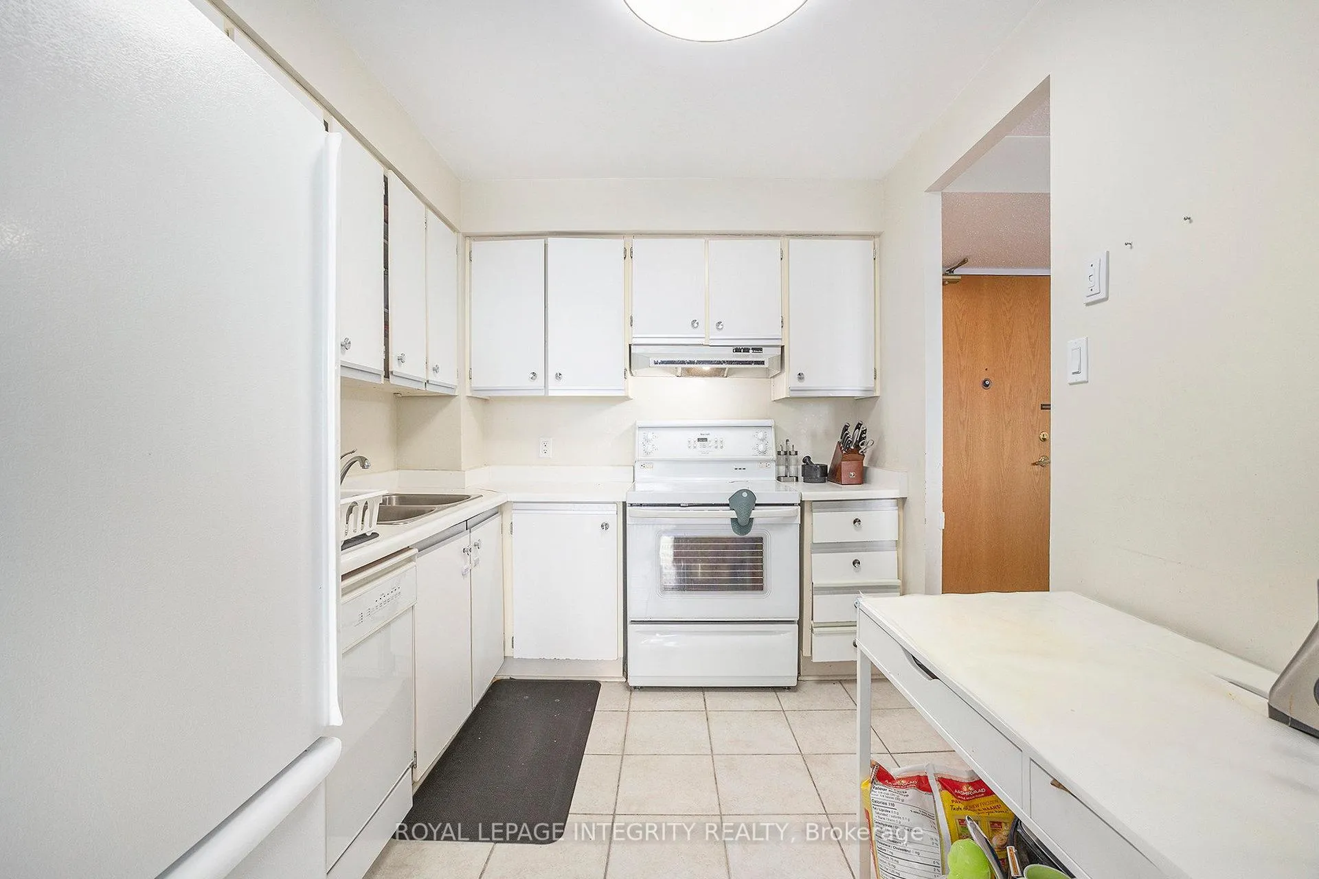 Photo 15 of Unit 1608, 2871 Richmond Road, Ottawa, Britannia Heights — HOMEH