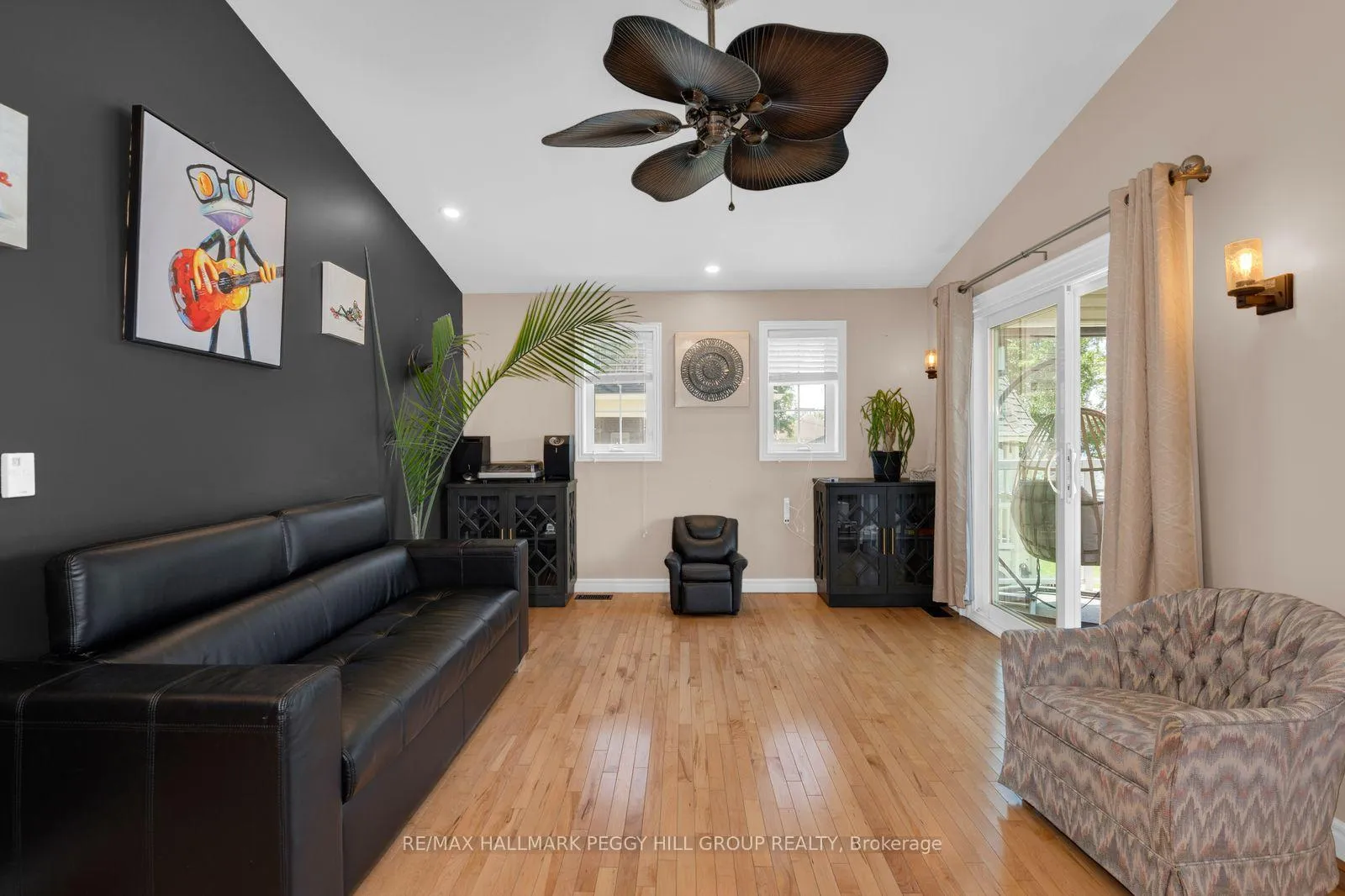 Photo 3 of 72 Creighton Street, Ramara, Atherley — HOMEH