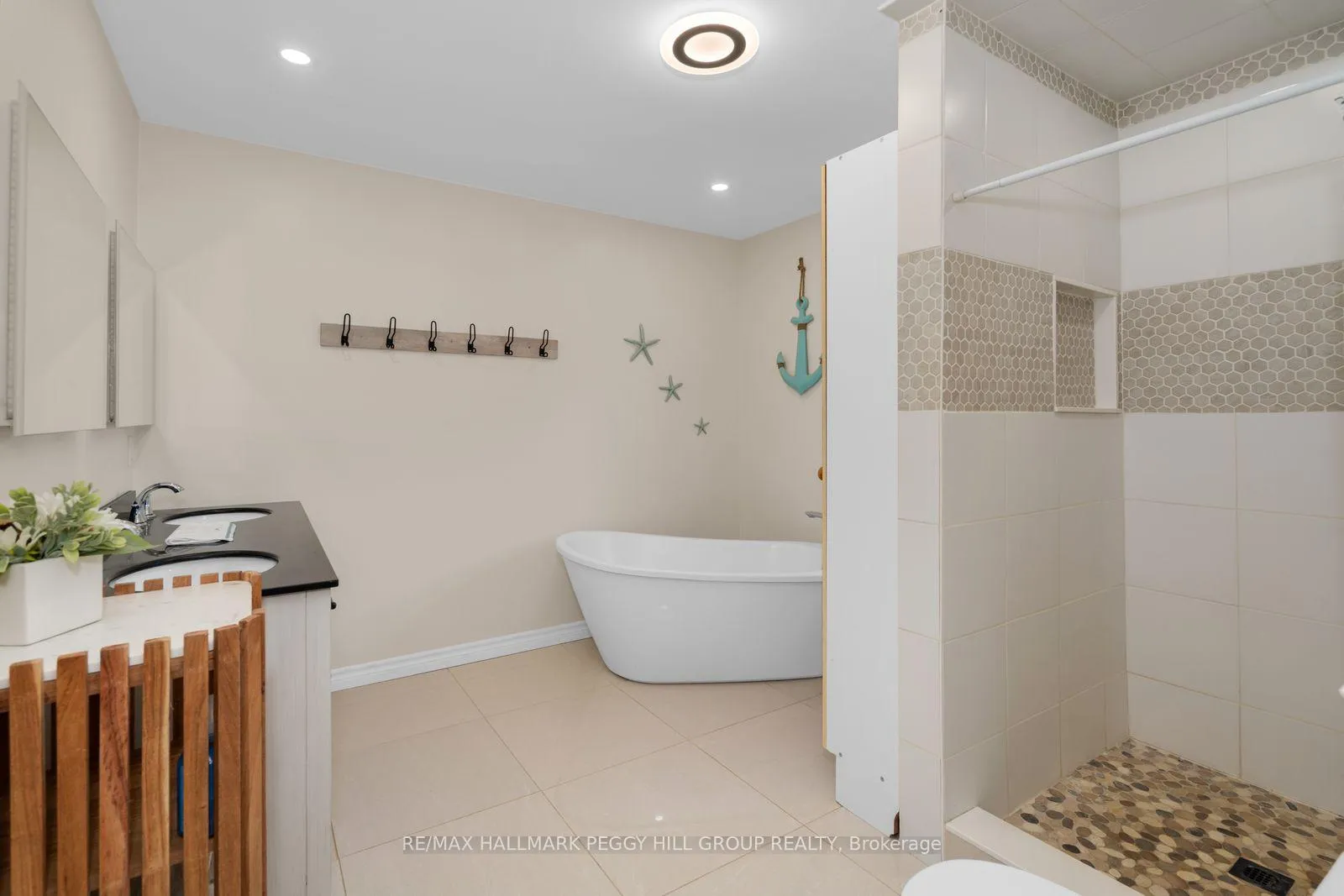 Photo 9 of 72 Creighton Street, Ramara, Atherley — HOMEH