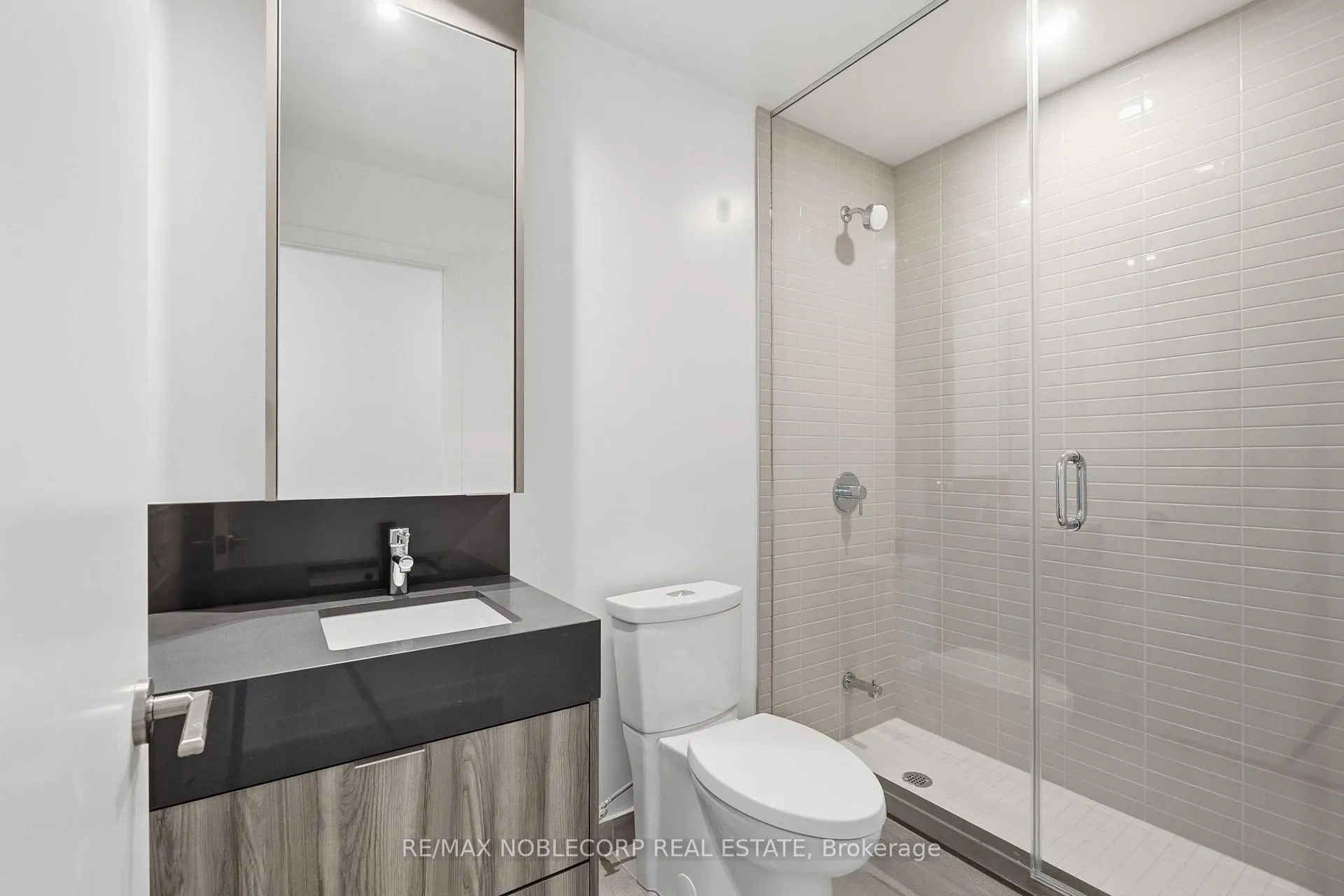 Photo 14 of Unit 1414, 6 Flavelle Trail, Vaughan, Vaughan Grove — HOMEH
