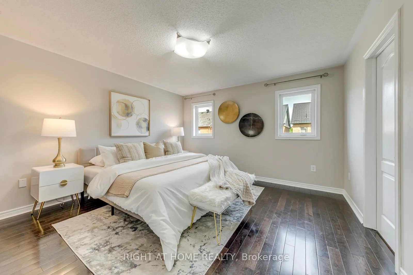 Photo 23 of 135 Holmes Crescent, Milton, Scott — HOMEH