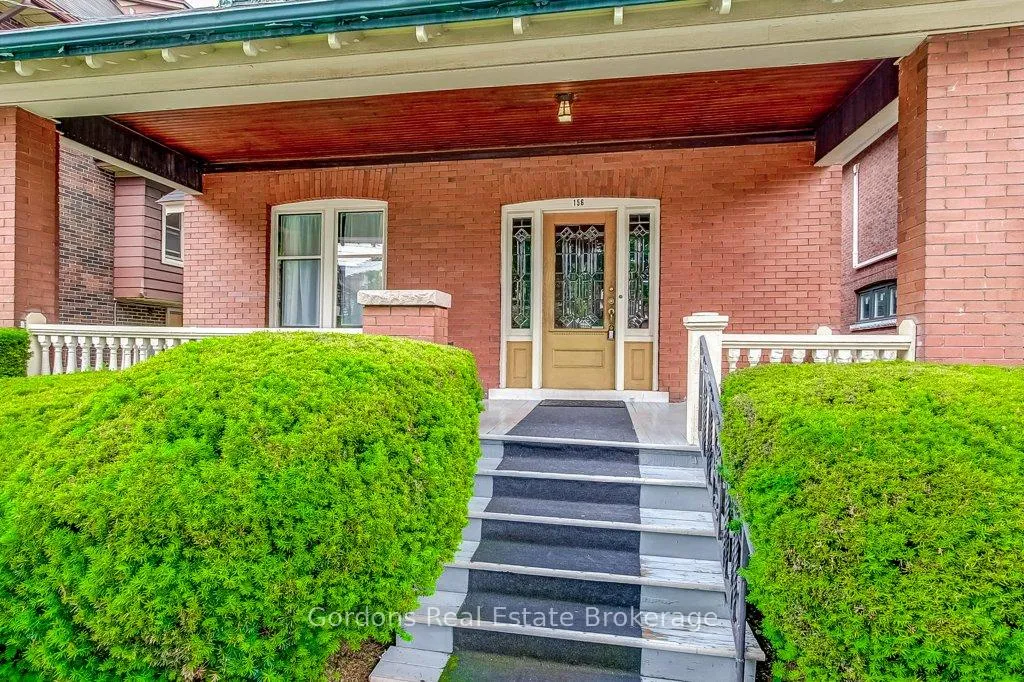 Photo 4 of 156 Sherman Avenue S, Hamilton, St. Clair — HOMEH