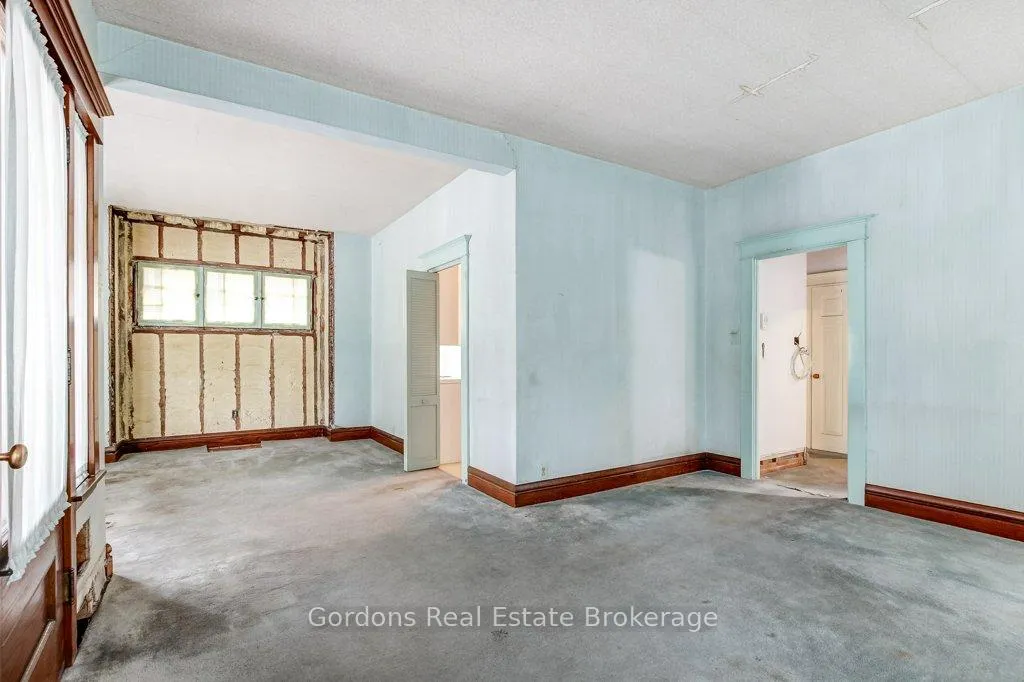 Photo 8 of 156 Sherman Avenue S, Hamilton, St. Clair — HOMEH