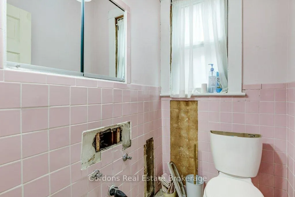 Photo 17 of 156 Sherman Avenue S, Hamilton, St. Clair — HOMEH