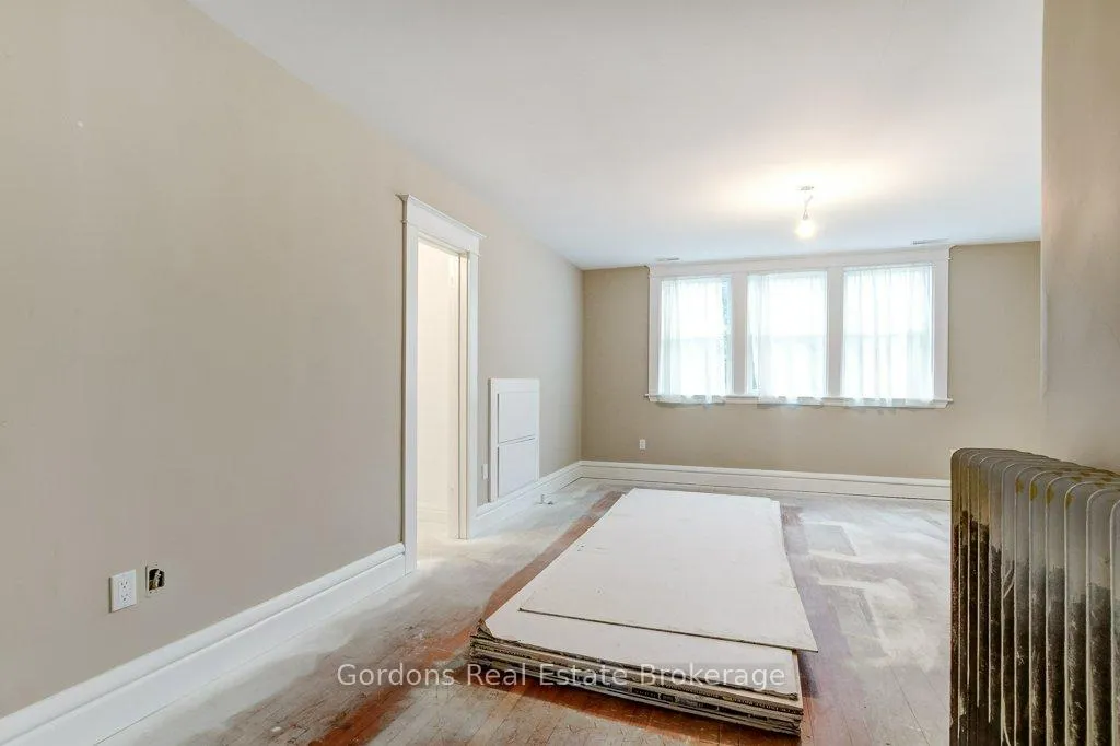 Photo 30 of 156 Sherman Avenue S, Hamilton, St. Clair — HOMEH