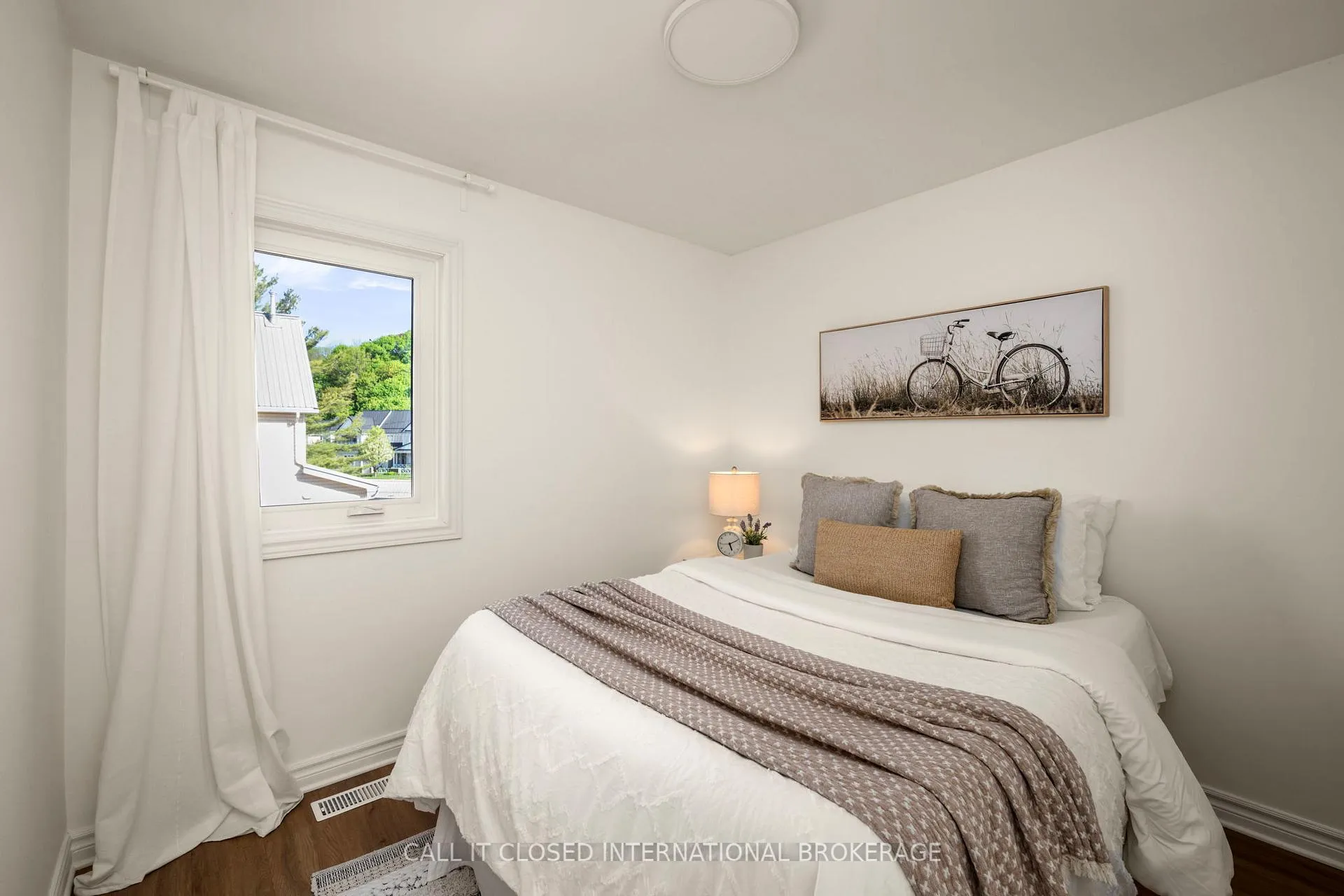 Photo 24 of Unit 3, 374 Edith Cavell Boulevard, Central Elgin, Port Stanley — HOMEH