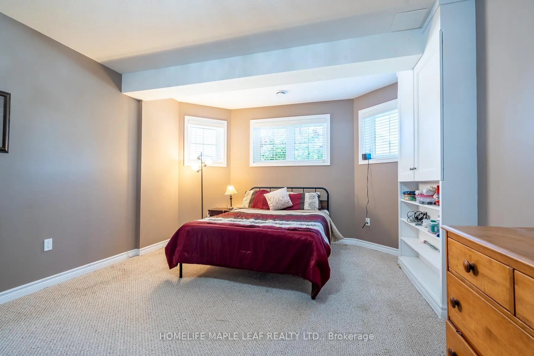 Photo 30 of 8625 Kelsey Crescent, Niagara Falls, Forestview — HOMEH