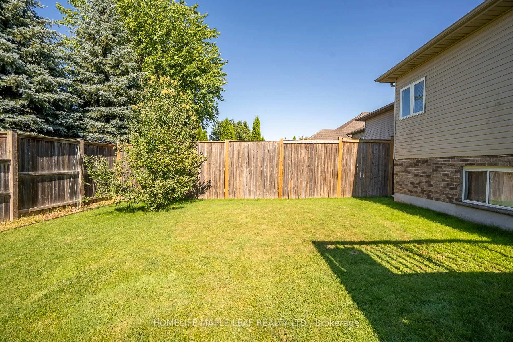 Photo 42 of 8625 Kelsey Crescent, Niagara Falls, Forestview — HOMEH