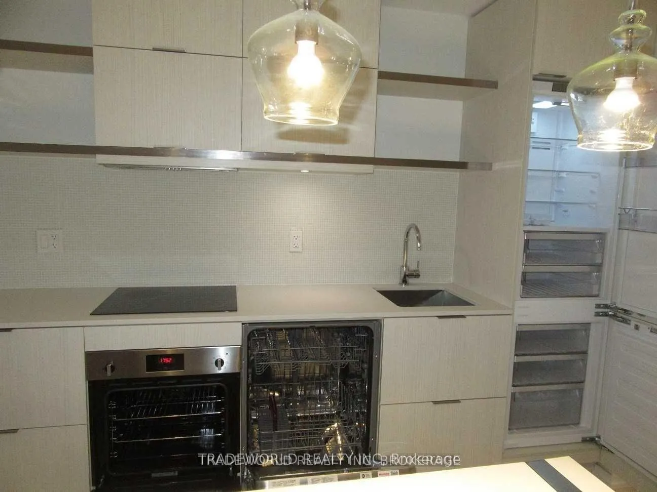 Photo 8 of Unit 2910, 197 Yonge Street, Toronto, Church-Yonge Corridor — HOMEH