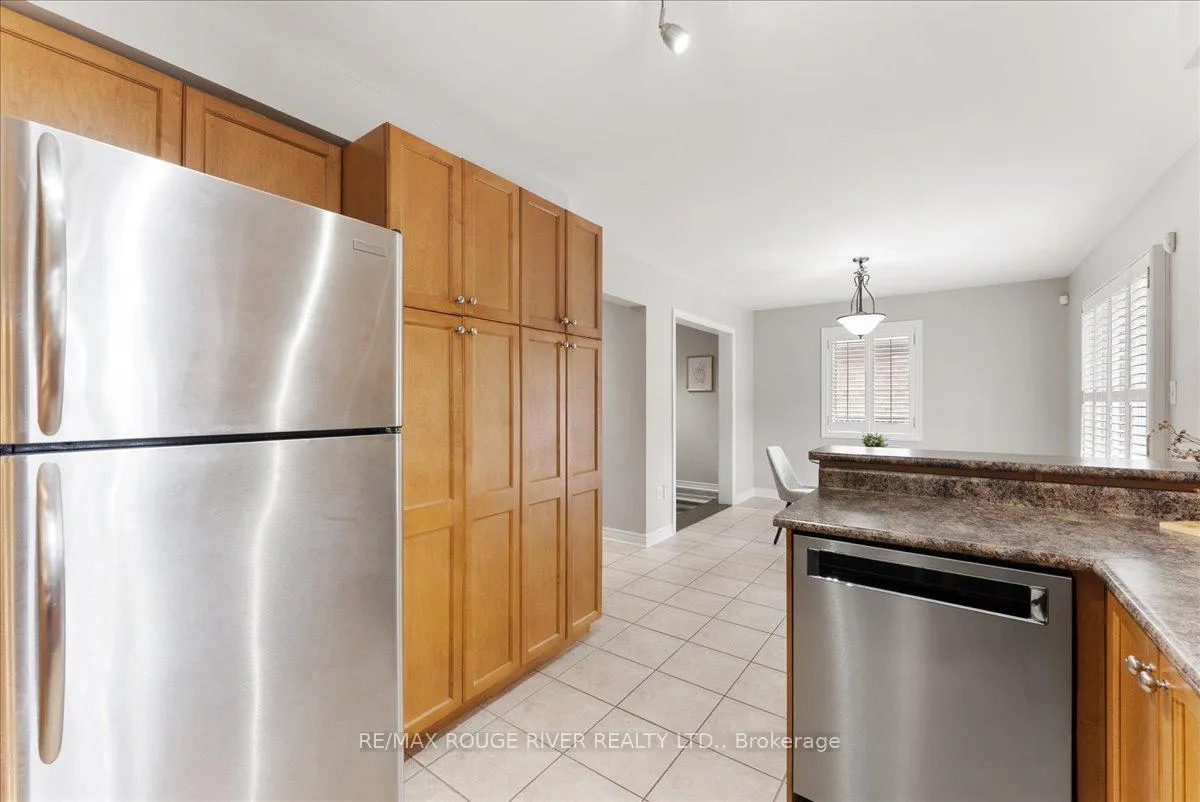 Photo 13 of 53 Bridgid Drive, Whitby, Williamsburg — HOMEH
