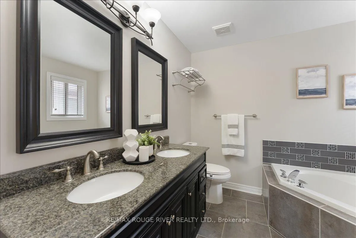 Photo 23 of 53 Bridgid Drive, Whitby, Williamsburg — HOMEH