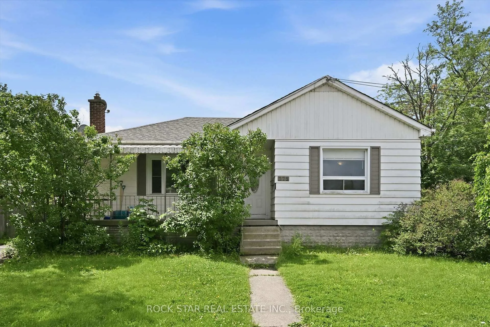 Photo 1 of 275 West 2nd Street, Hamilton, Bonnington — HOMEH