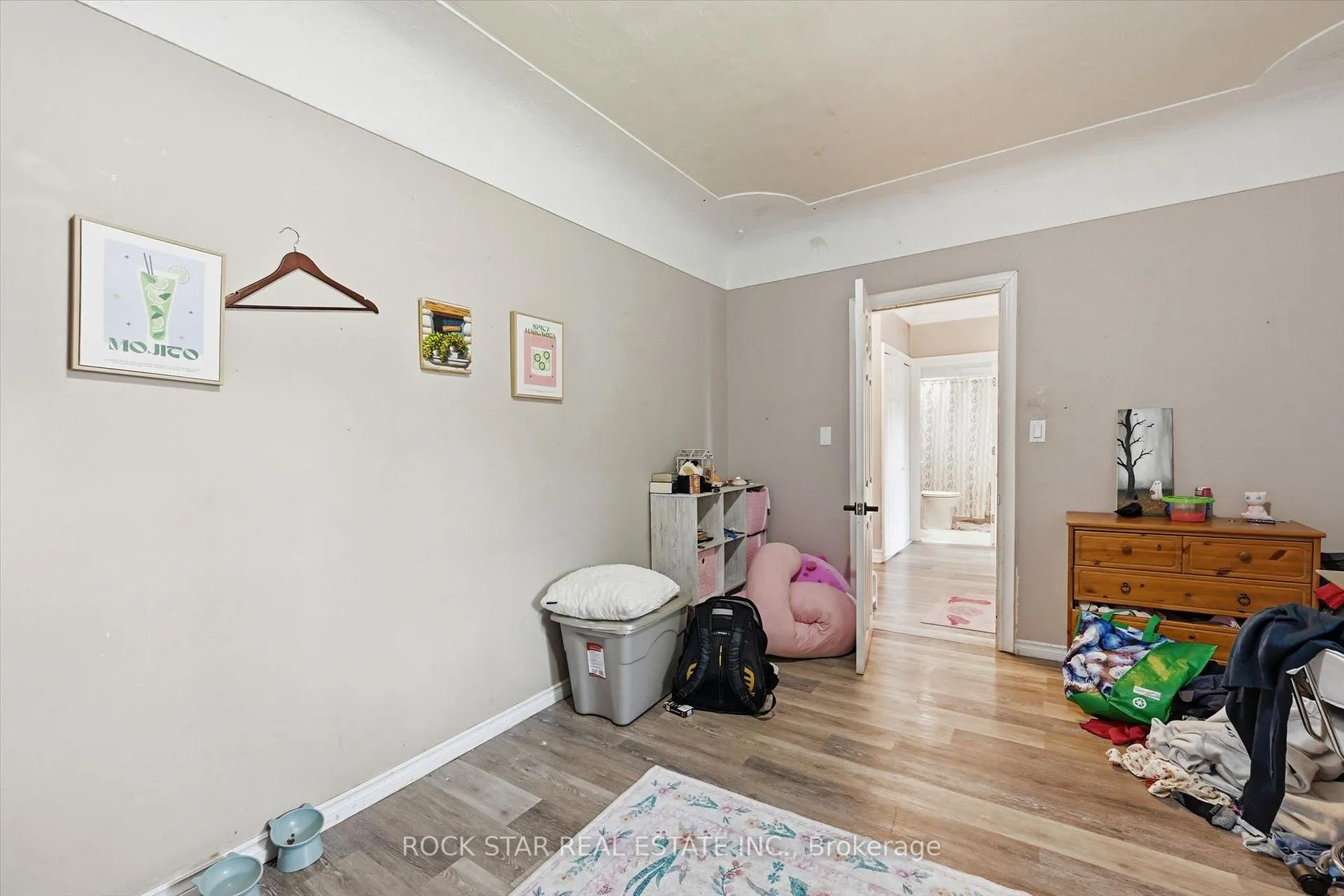 Photo 11 of 275 West 2nd Street, Hamilton, Bonnington — HOMEH