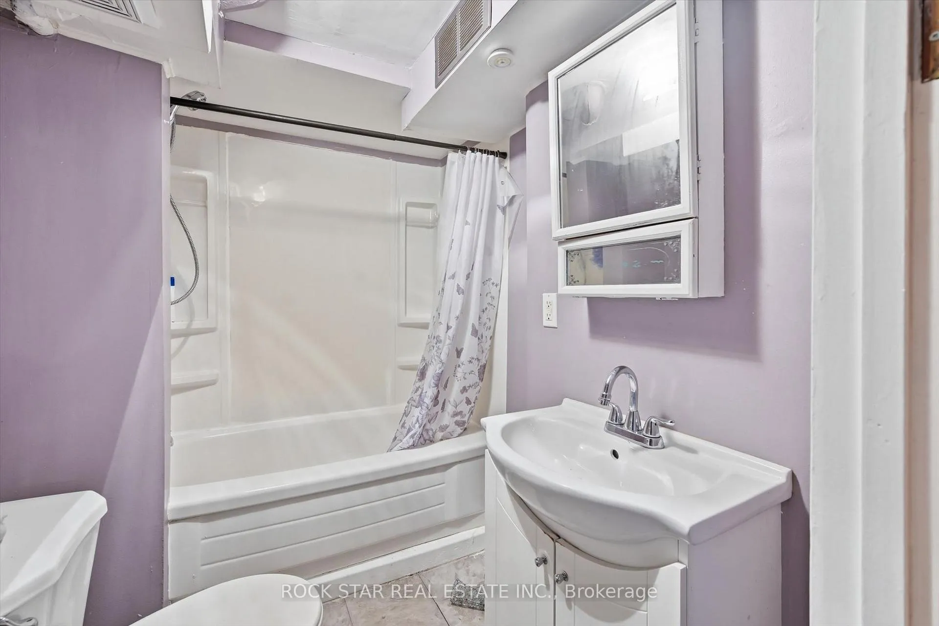 Photo 26 of 275 West 2nd Street, Hamilton, Bonnington — HOMEH