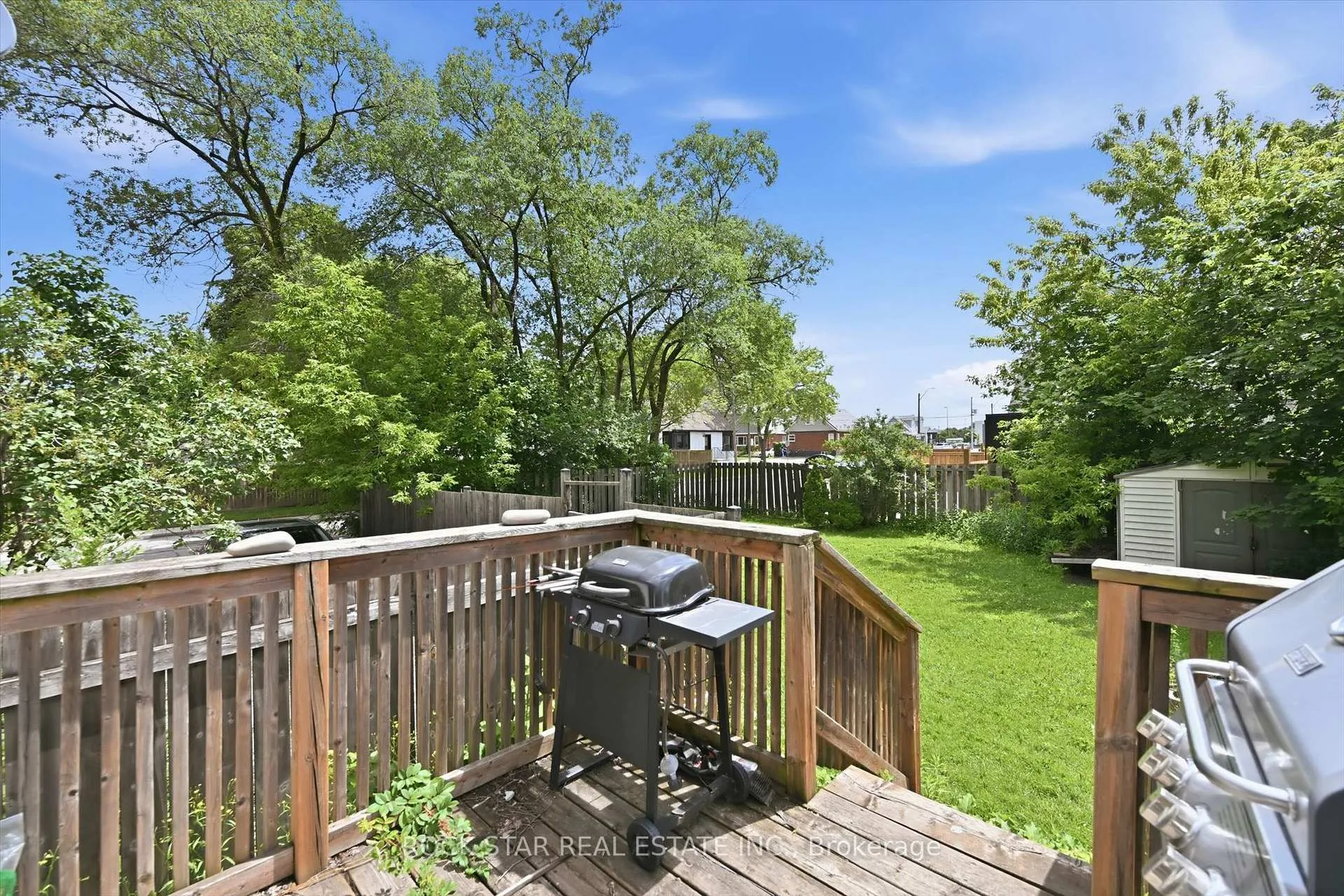 Photo 30 of 275 West 2nd Street, Hamilton, Bonnington — HOMEH