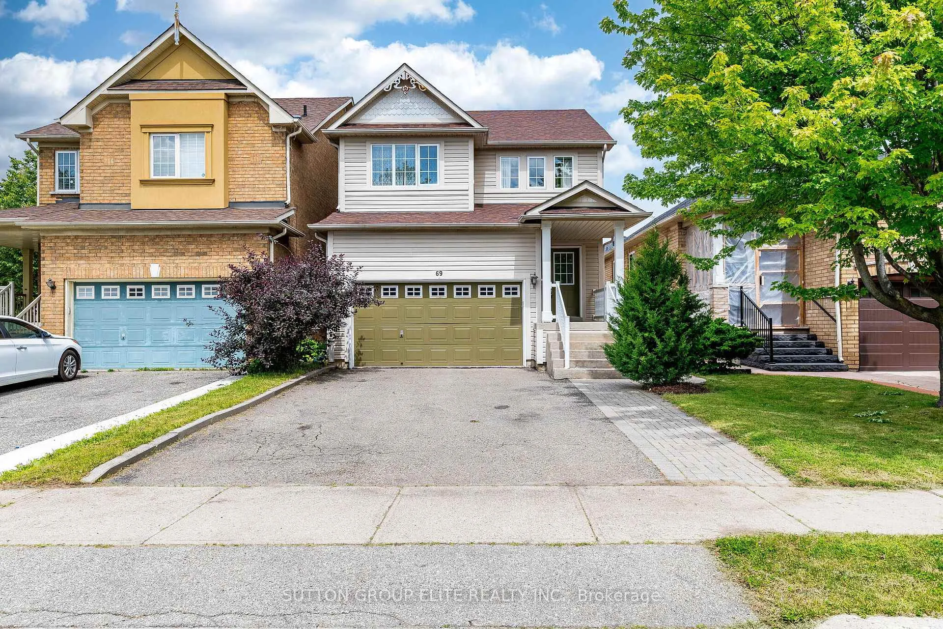 Photo 40 of 69 Legend Lane, Brampton, Fletcher's Creek Village — HOMEH