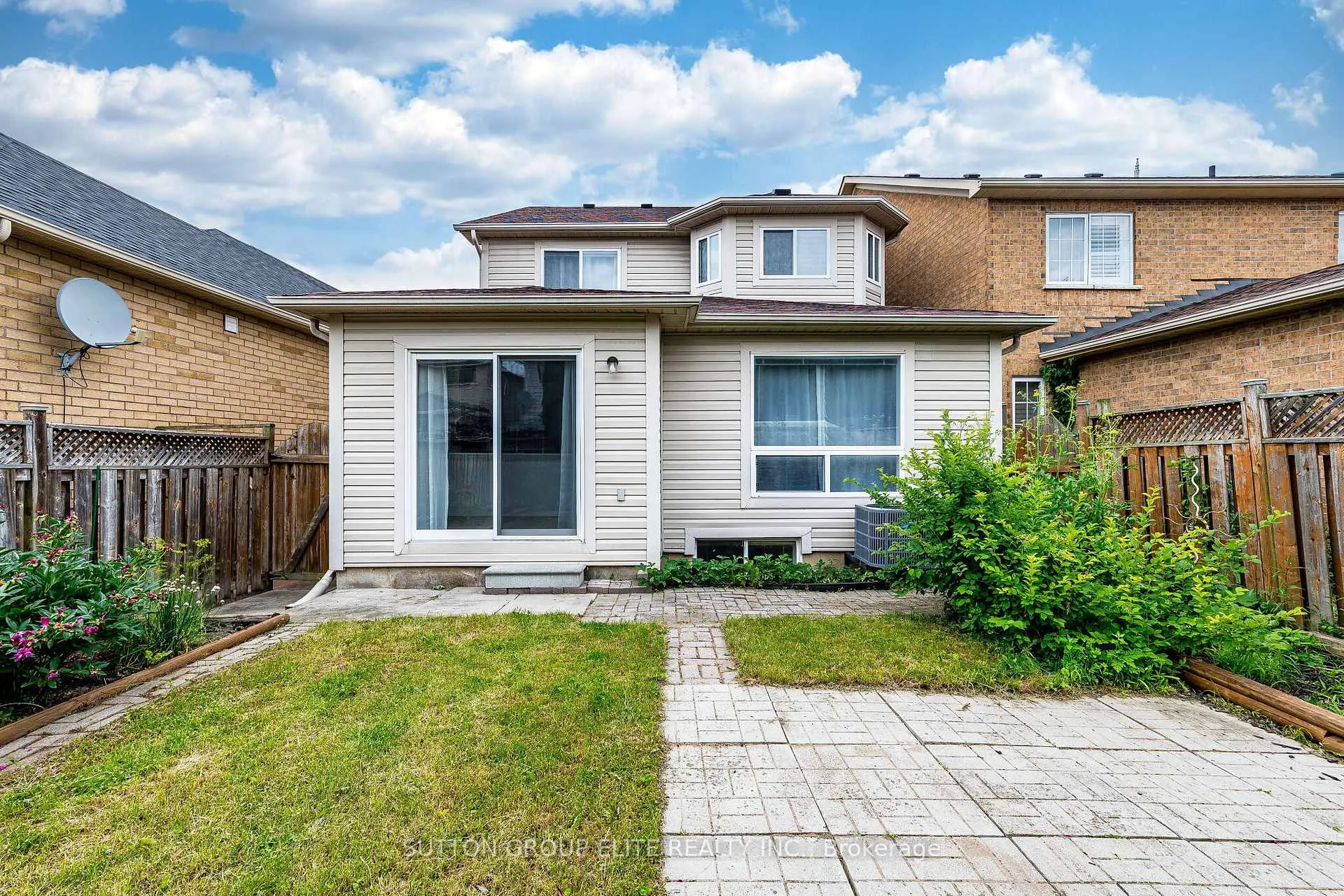 Photo 43 of 69 Legend Lane, Brampton, Fletcher's Creek Village — HOMEH