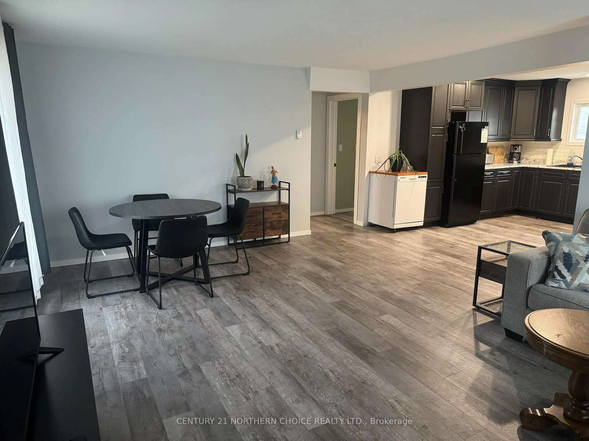 Photo 4 of 1018 Cornwall Avenue North, Fort Frances — HOMEH
