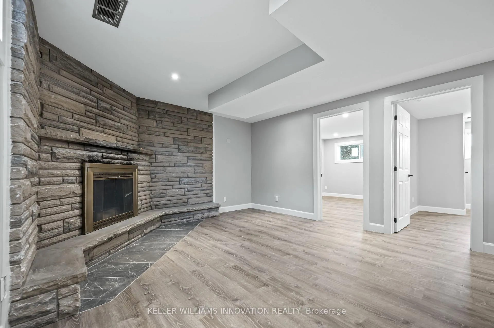 Photo 11 of 20 Lambert Place, Kitchener — HOMEH