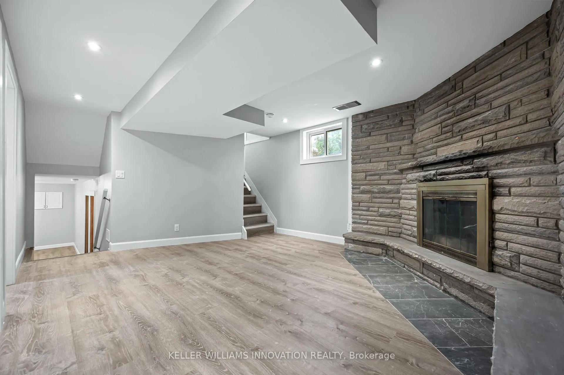Photo 12 of 20 Lambert Place, Kitchener — HOMEH