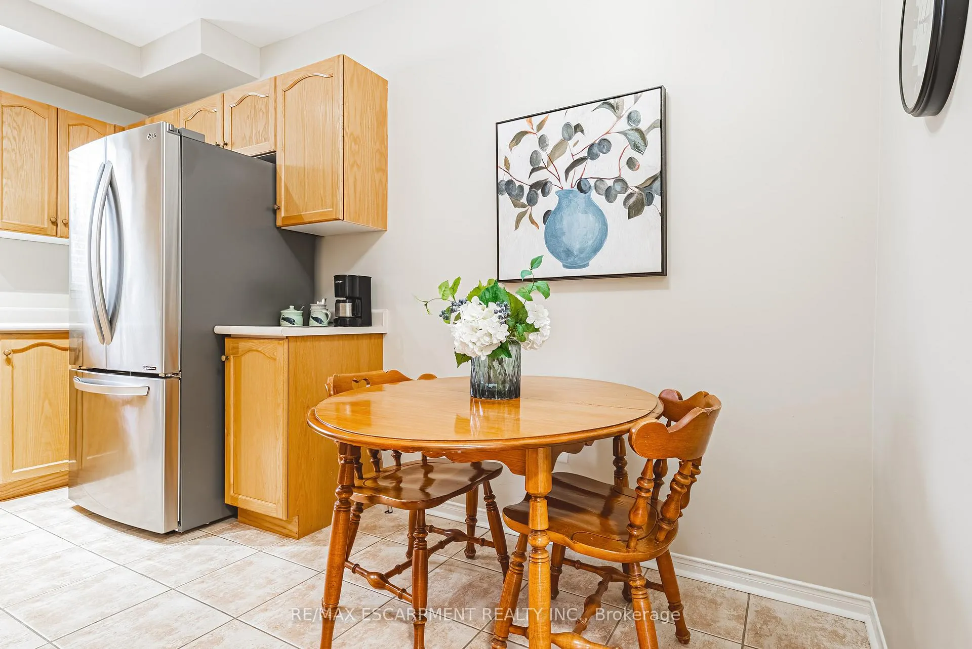 Photo 7 of Unit 103, 2075 Amherst Heights Drive, Burlington, Mountainside — HOMEH