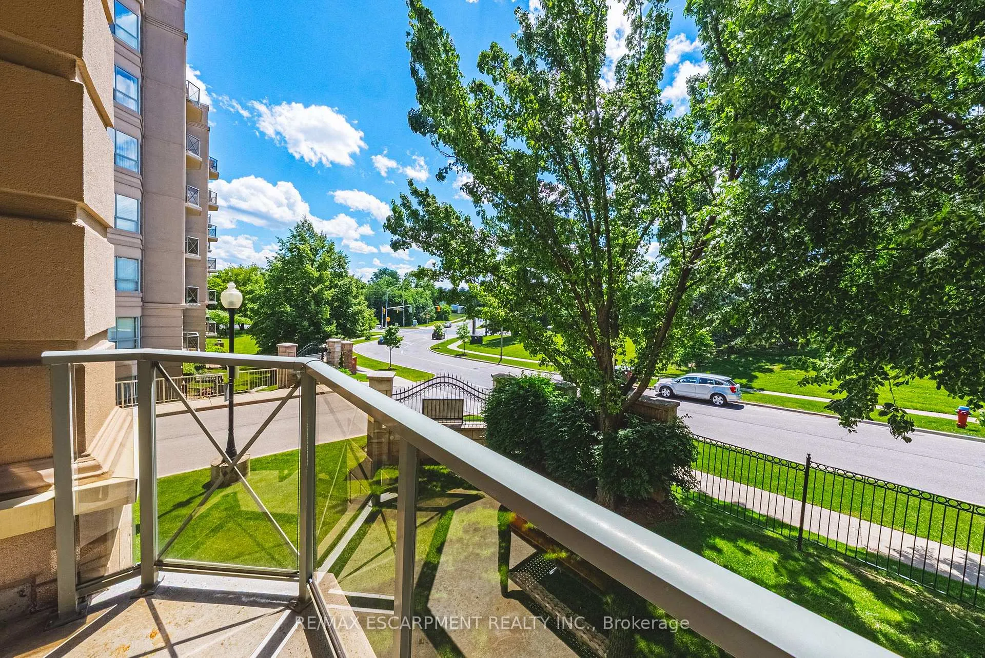 Photo 11 of Unit 103, 2075 Amherst Heights Drive, Burlington, Mountainside — HOMEH