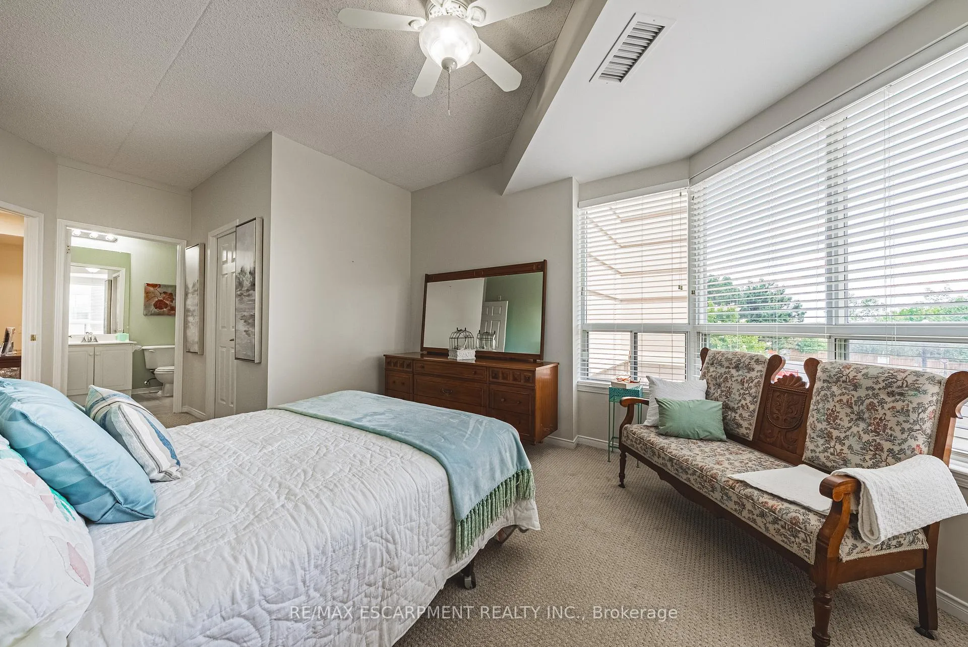 Photo 19 of Unit 103, 2075 Amherst Heights Drive, Burlington, Mountainside — HOMEH