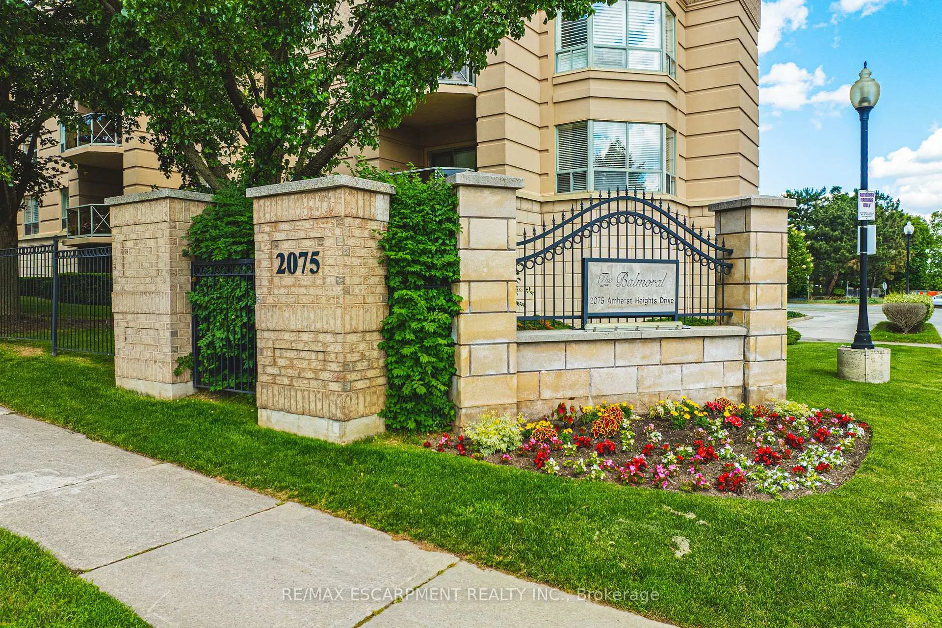 Photo 29 of Unit 103, 2075 Amherst Heights Drive, Burlington, Mountainside — HOMEH